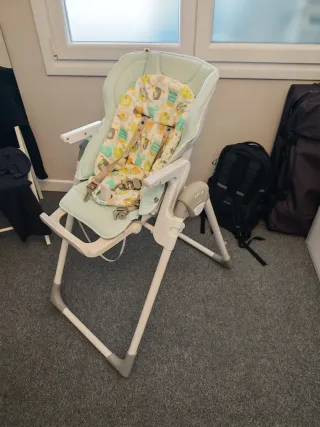 Trona de bebé con cojín estampado