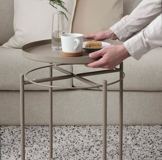 Tavolino IKEA GLADOM grigio beige