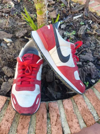 Nike Air Vortex Gym Red