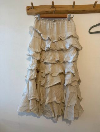 Falda Zara Beige Volantes Larga midi tipo boho