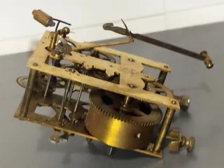 Mecanismo de reloj Junghans