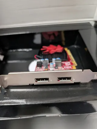 Tarjeta Gráfica HP Radeon R7 430