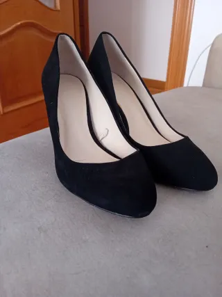 Zapatos de tacón negros talla 38