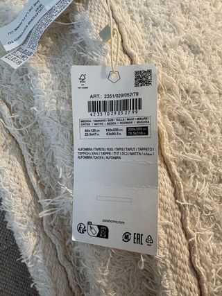 Alfombra Zara Home sin estrenar. lavable.
