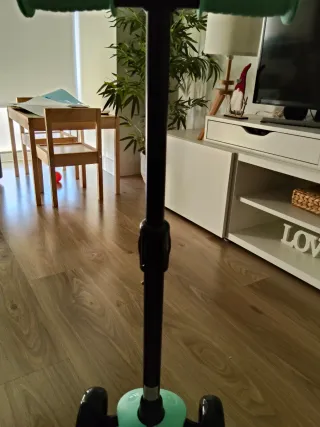 Patinete Sawyer Ruedas LED Ajustable