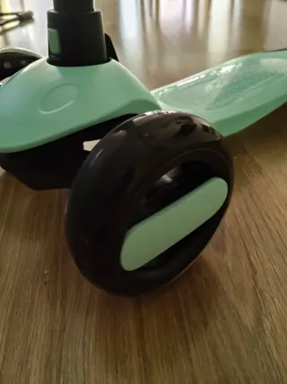 Patinete Sawyer Ruedas LED Ajustable