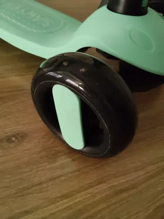 Patinete Sawyer Ruedas LED Ajustable