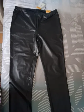 Leggings efecto piel negros talla XL