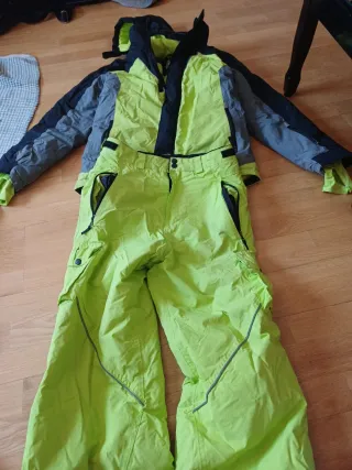 Conjunto Invierno Pantalón y Abrigo 158/164 cm