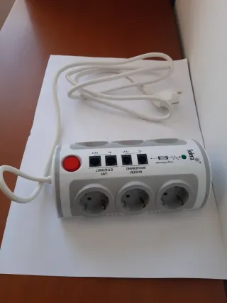 Regleta 6 +modem+ ethernet+ 2 usb enchufes + prote