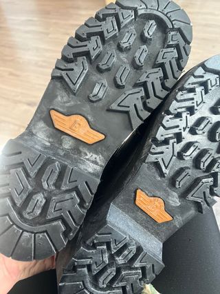 Botas de montaña de piel 100% nr 42