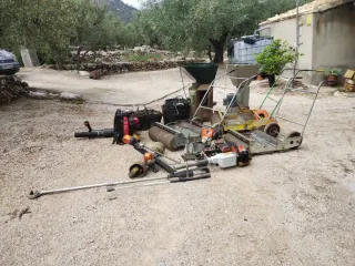 Lote Herramientas Agrícolas, tractor.