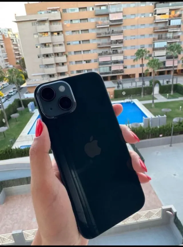 iPhone 14 128GB Negro Batería más 90%