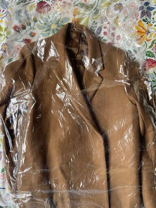 Abrigo de lana COS Talla 42 color camel