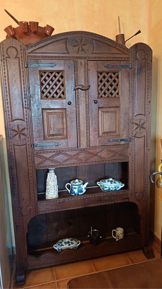 Mueble Castellano Madera sin decoración