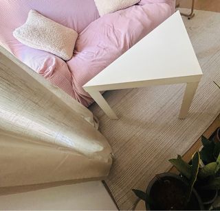 Tavolo basso triangolare Lack Ikea bianco