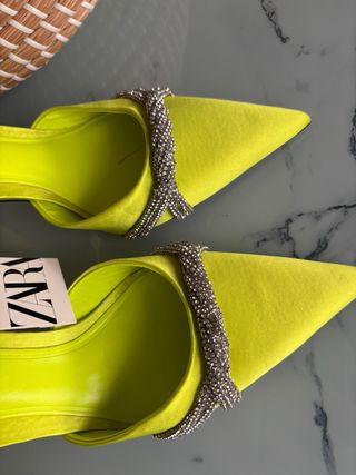 Zapatos Zara Talla 38 Brillantes