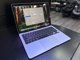 MacBook Air M1 2020 8GB 245GB