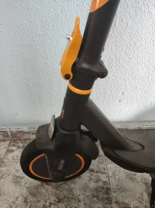 Patinete eléctrico  .sin batería