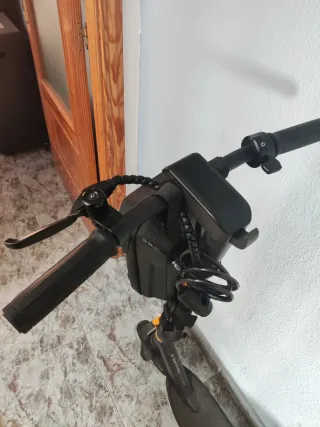 Patinete eléctrico  .sin batería