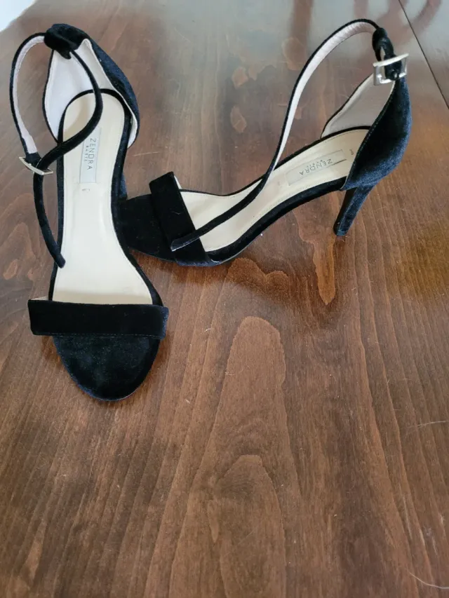 Sandalias Zendra Terciopelo Negro Talla 38