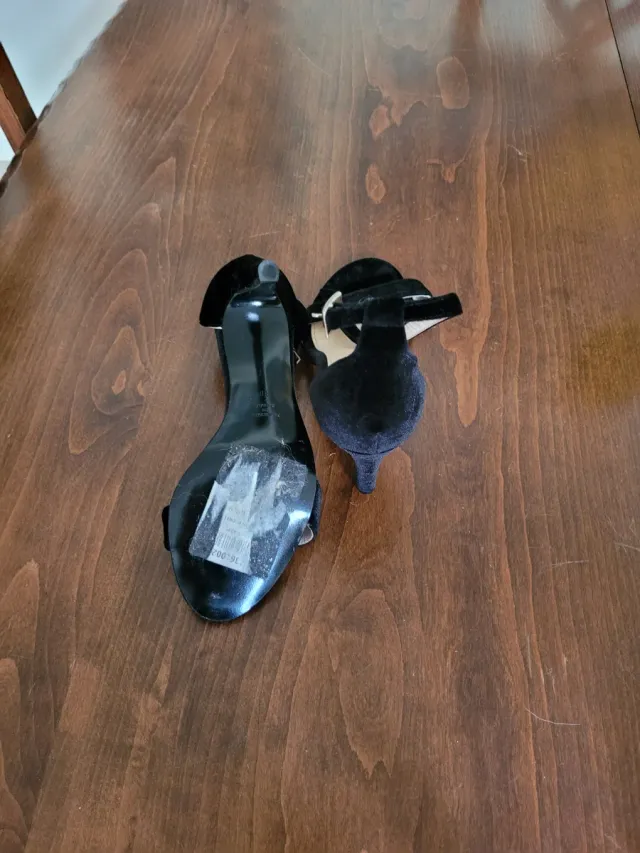 Sandalias Zendra Terciopelo Negro Talla 38