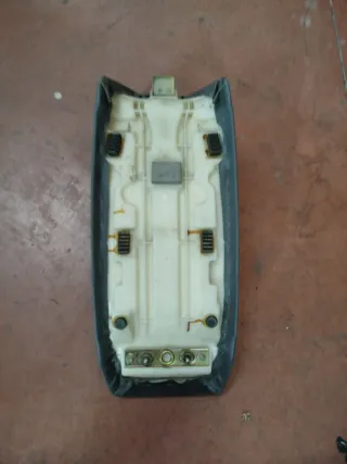 Asiento Suzuki DR800