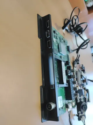 Componentes Electrónicos TV