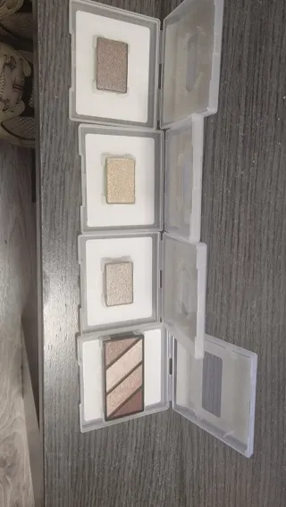 Sombras de ojos Granite Moonstone y Stormy