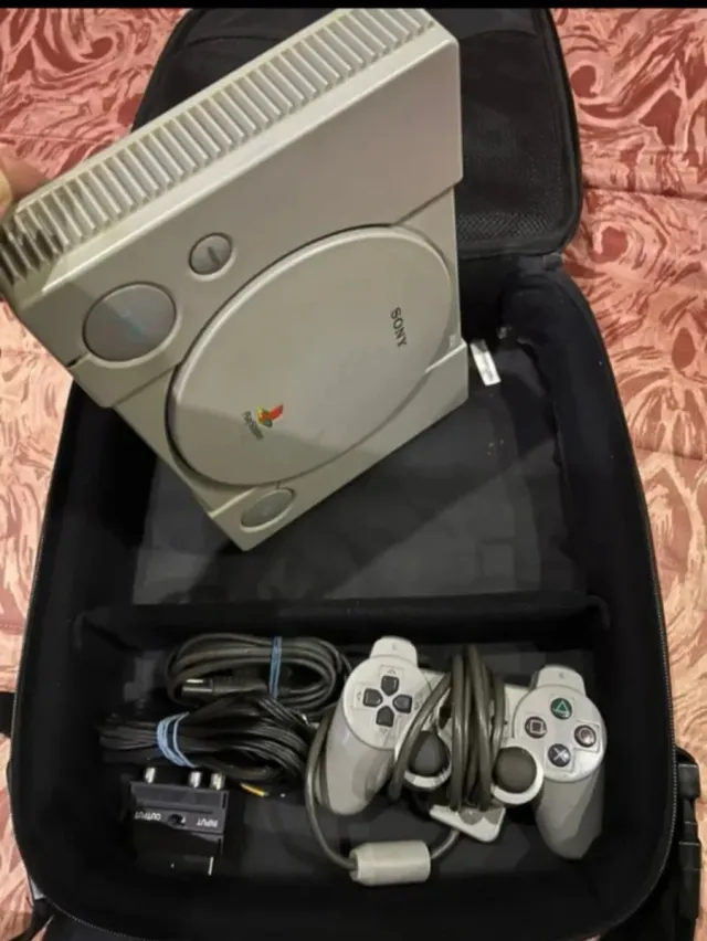 Consola PlayStation 1 con maletín