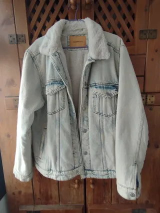 Cazadora vaquera Pull&Bear borreguito