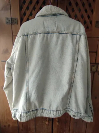 Cazadora vaquera Pull&Bear borreguito