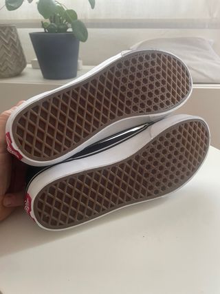 Zapatillas Vans Ward Negras Blancas Nuevas