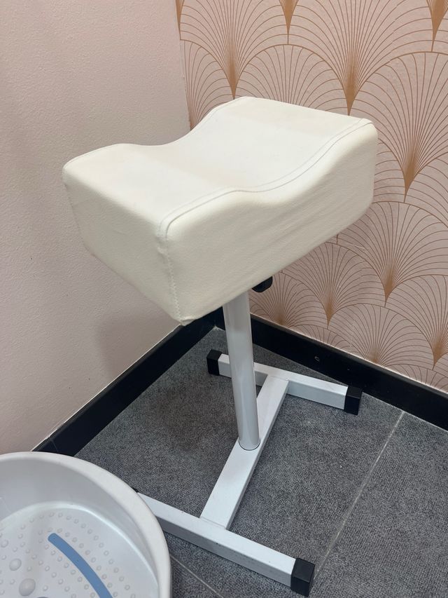 Pintauñas Victoria Vynn y accesorios