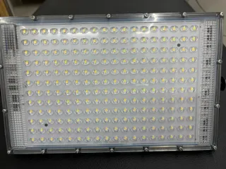 2 Focos LED