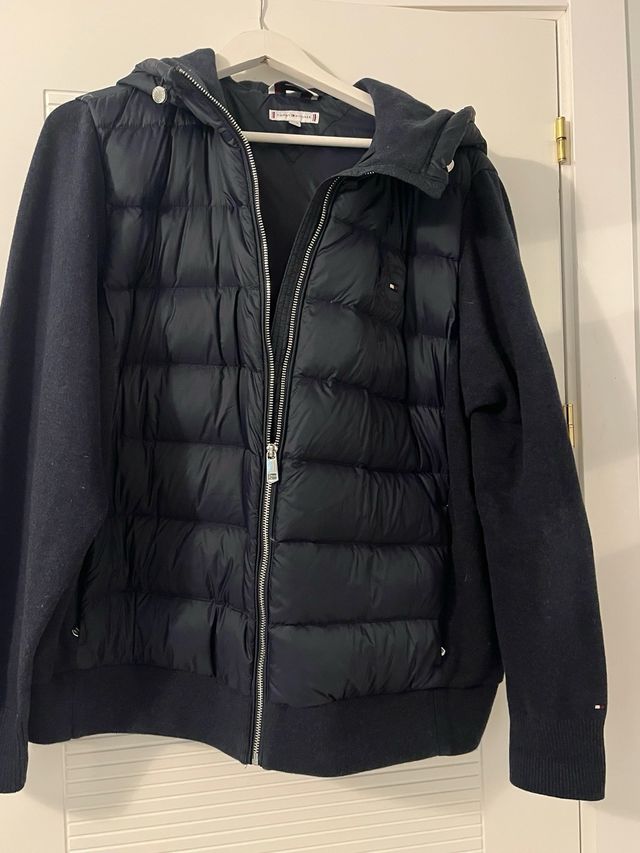 Cazadora Tommy Hilfiger acolchada T.50 de plumas