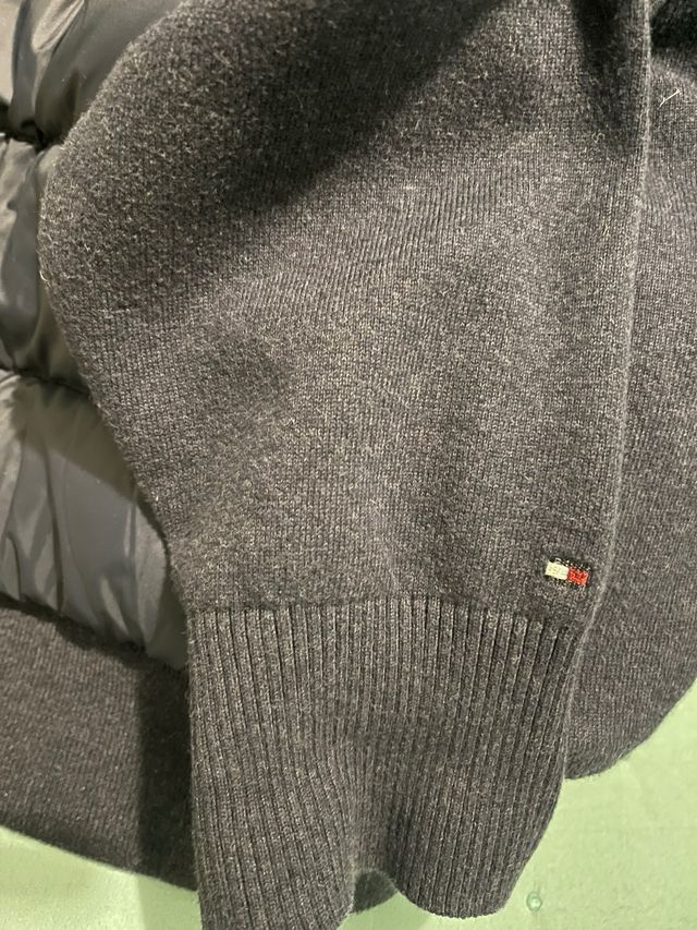 Cazadora Tommy Hilfiger acolchada T.50 de plumas