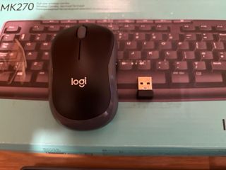 Kit Teclado y Ratón Logitech MK270