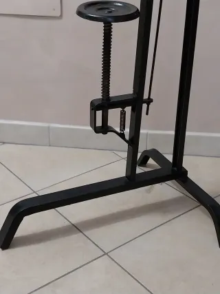 Tappatrice professionale a leva.