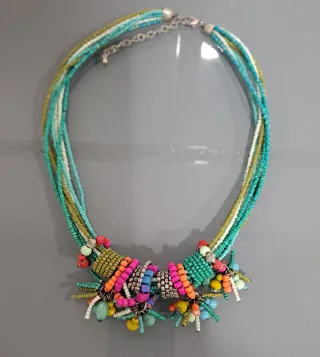 Collar fantasía multicolor