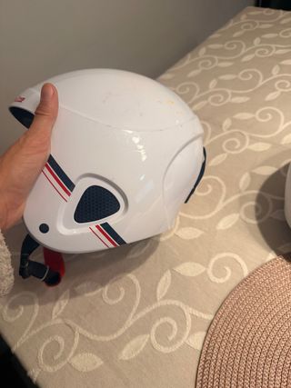 Casco de esquí blanco