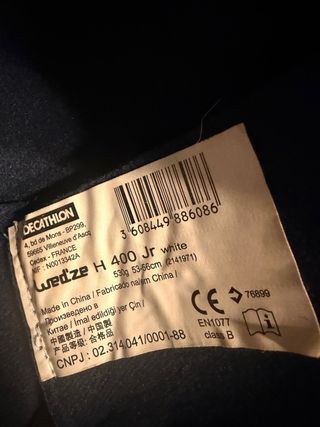 Casco de esquí blanco