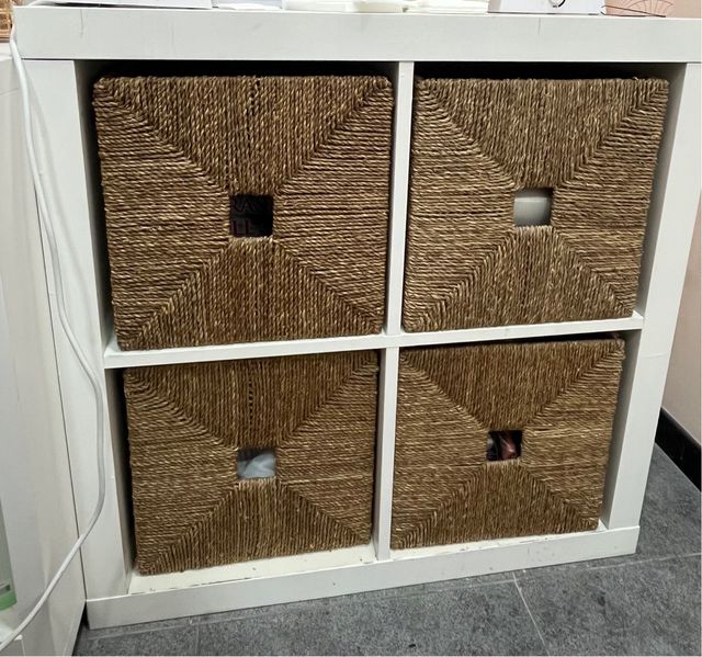 Mueble Organizador con 4 Cestas