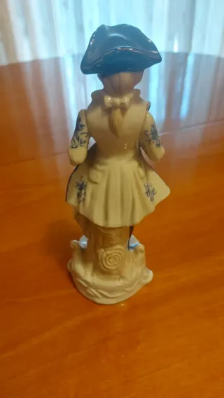 Statuine⁹ Capodimonte Uomo con Cappello