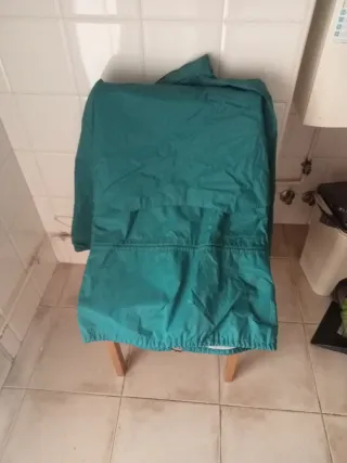 Chubasquero Verde Talla M