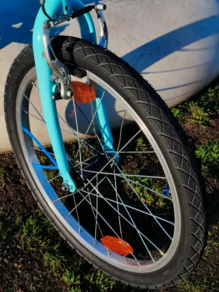 Bicicleta infantil 20" btwin azul