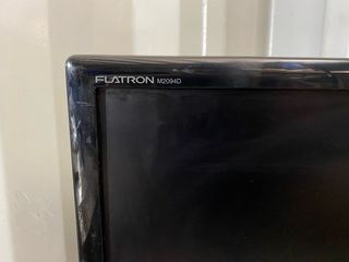 Monitor LG Flatron 20 con TV HD