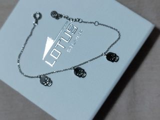 Pulsera Lotus Plata Calaveras