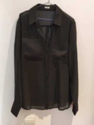 Camisa negra transparente manga larga