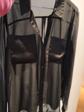 Camisa negra transparente manga larga
